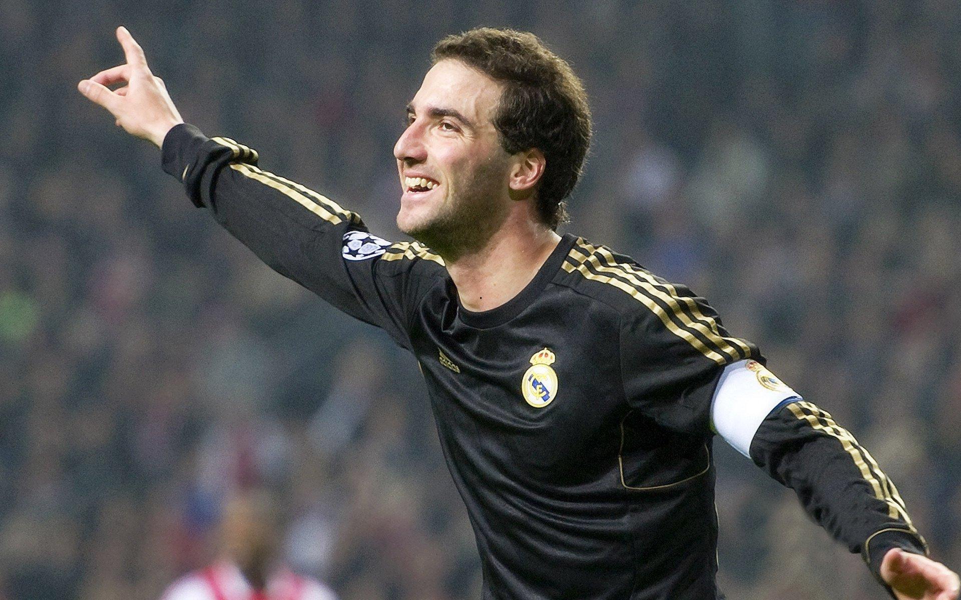 巴黎主帅再掀风波,拒谈战术细节,直言媒体听不懂